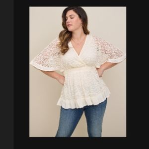 Torrid lace sleeve flutter sleeve white top